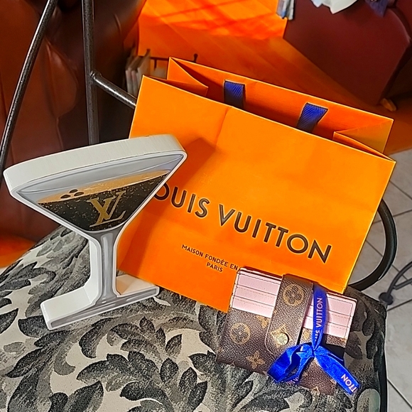 EUC Rare Louis Vuitton Wallet/Cardholder Monogram and Pink - Picture 1 of 12